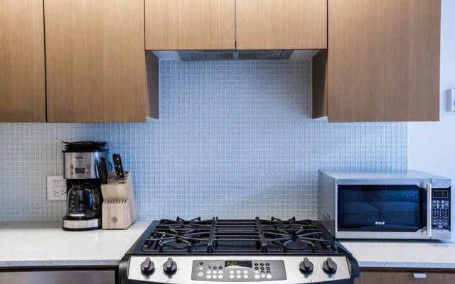 Bright Studio in Gastown by Sonder