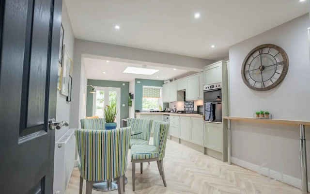 Host Stay Lower Chestnut House
