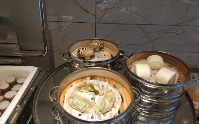 Yeste International Hotel (Guiyang Yunyan District Future Ark)
