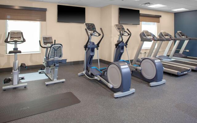 Hampton Inn & Suites Chicago-Burr Ridge