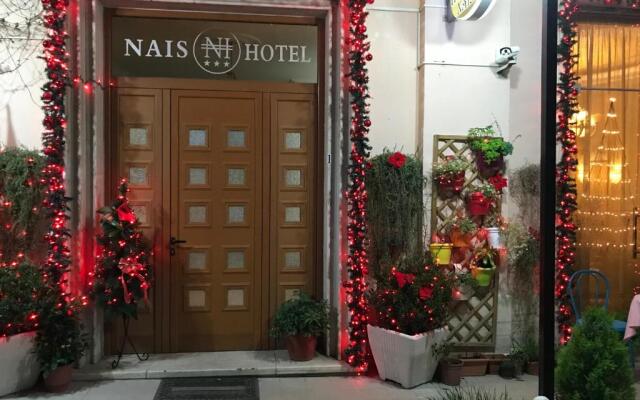 Hotel Nais