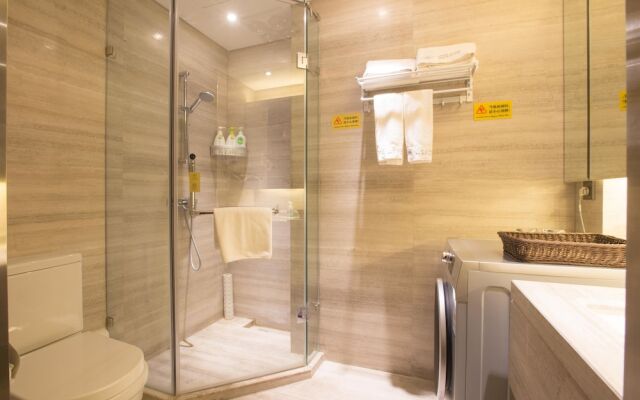 Oak International Apartment