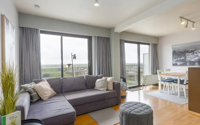 Apartment on the 8th Floor With Terrace