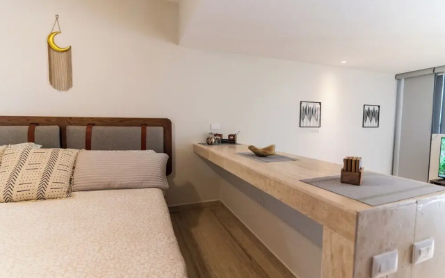 Luxurious Studio Rooftop Pool BBQ Gym