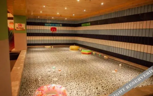 Tianjin Platinum Platinum No.9 Tangquan Hotel