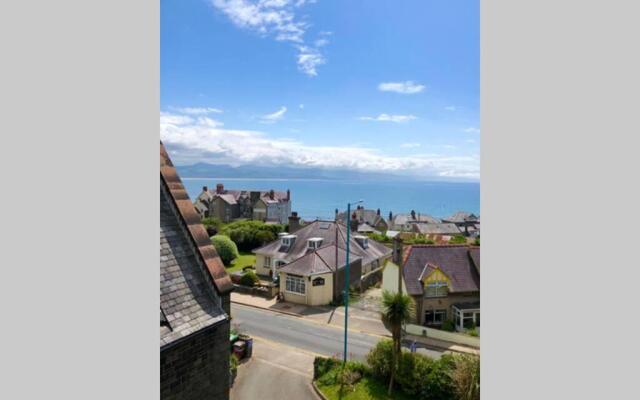 Seaview Duplex Apartment - Spectacular Views