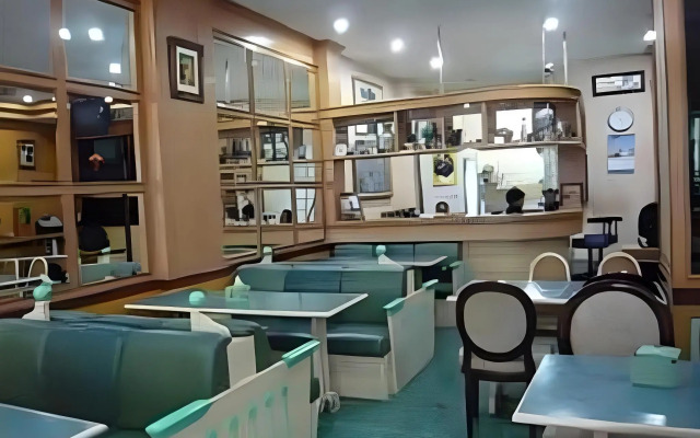 Laemthong Hotel