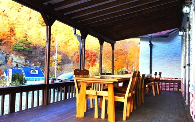 Danyang Mont Belle Pension