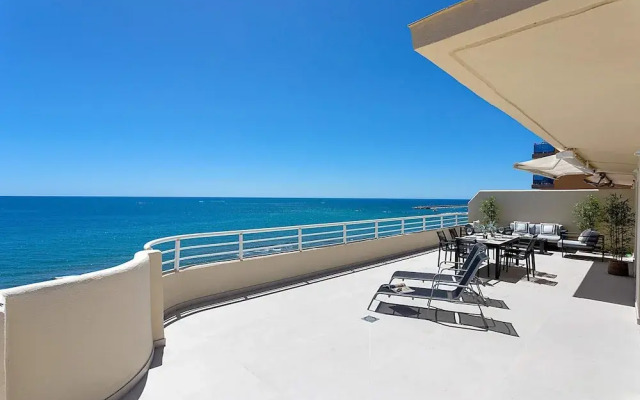 Genteel Home Los Corales Beach