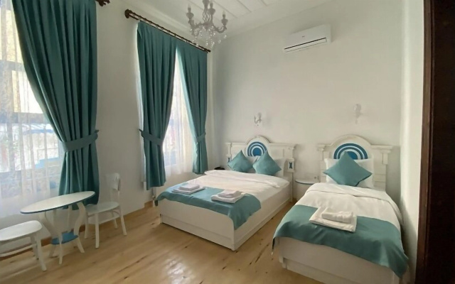 Büyükada Mavi̇ Palas Hotel