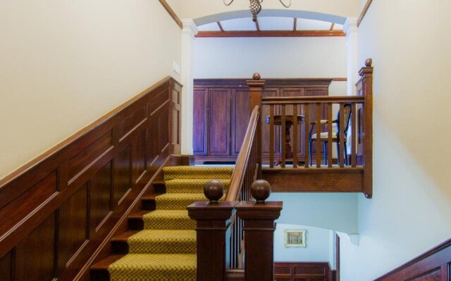 Audacia Manor Boutique Hotel