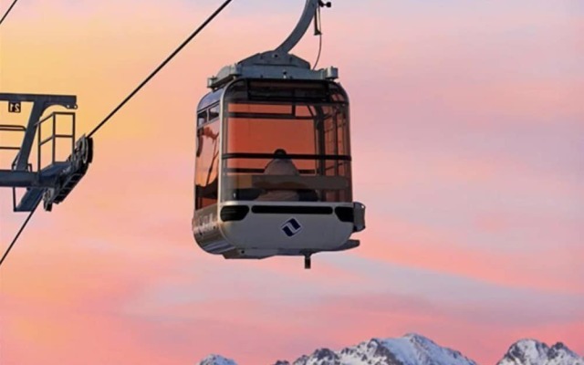 Vail Village Hotel Room With 2 Queens