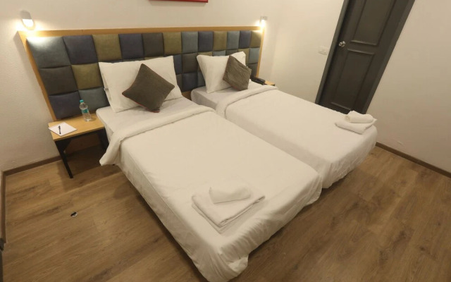 Hotel Royal Inn Mahalaxmi