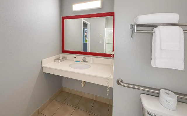 Sunnyside Inn & Suites