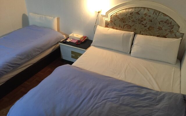 CHEN-FEI Business Hotel