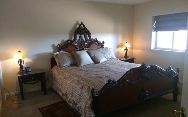 Sunshine Mountain Bed and Breakfast