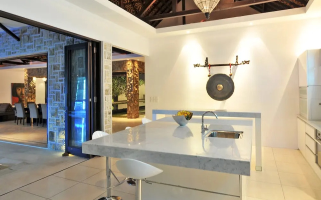 Villa Samudra Raya