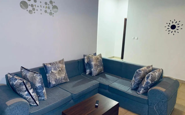 Crown Apartments -1Bedroom