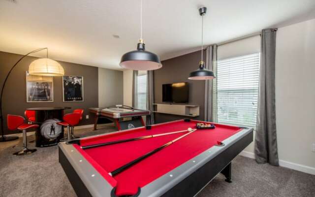 8 Bedroom Resort Villa