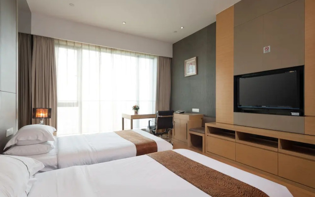 Yicheng Pazhou Poly World Trade Centre Apartment