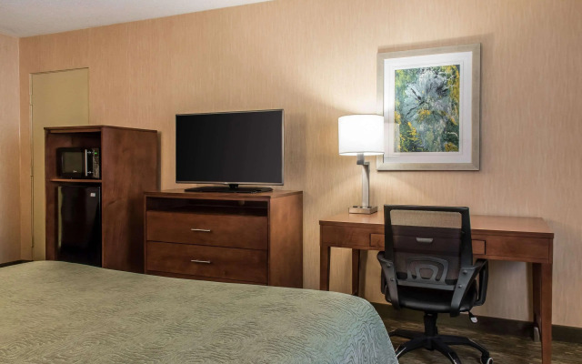 Quality Inn Bedford