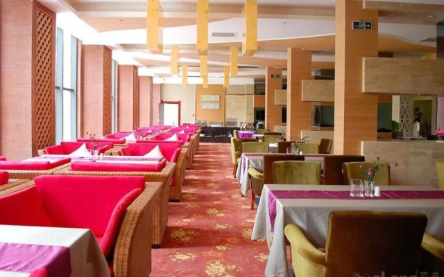 Peninsula Hotel Yichang