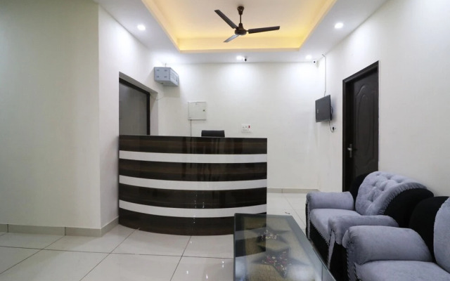 OYO 22605 Hotel Redstone