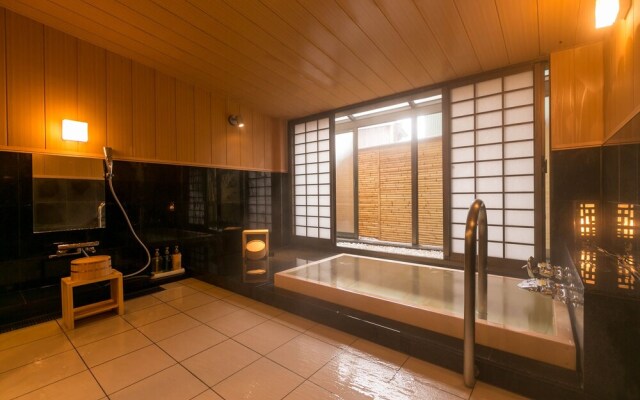 Shimosuwa Onsen Chosenkaku Kameya