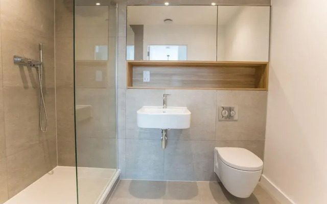 Superior 1 bed in Hill House