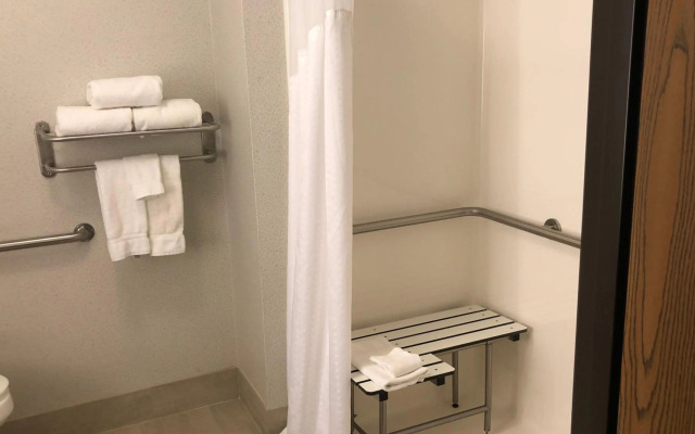 Holiday Inn Express Mt Vernon by IHG