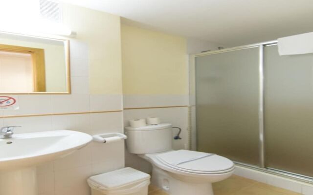 Albergue Inturjoven Sierra Nevada - Hostel