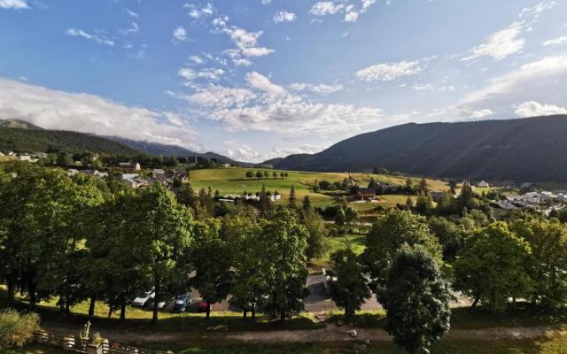 Appartement rénové pour 1p à 4p avec parking - Proche Centre