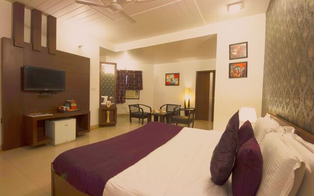 Hotel Delhi 37