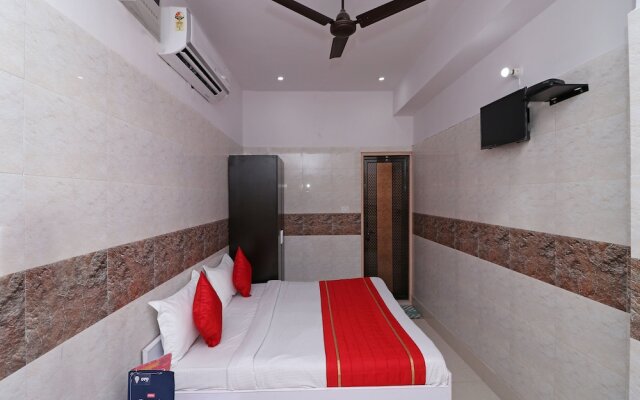 Oyo 12911 New Capital Inn