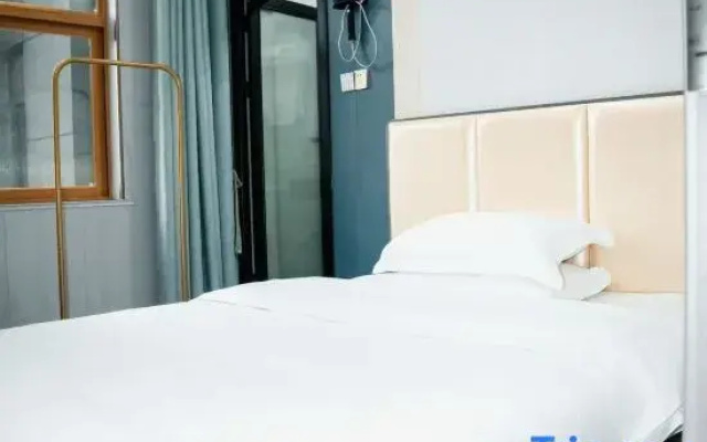Guochang Yingge Hotel