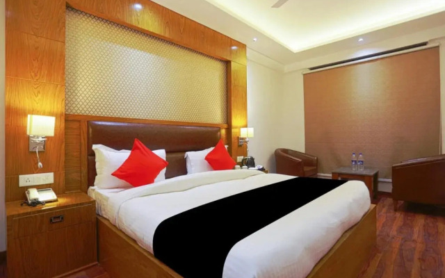 Star Seventeen by OYO Rooms