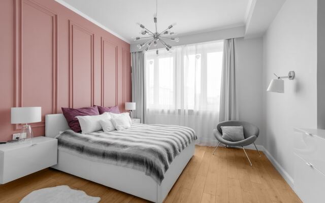 UNIT Centrum deLuX Plac Zbawiciela