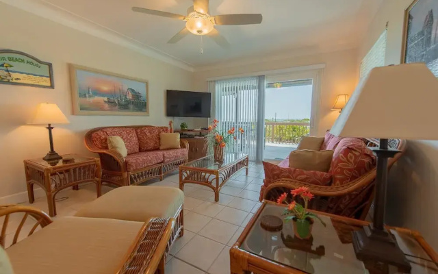 Capri Condo A Apartment 3