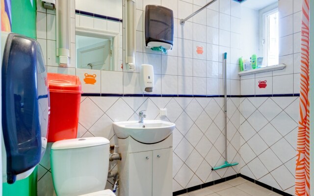 Funky Backpackers Hostel & Apartments
