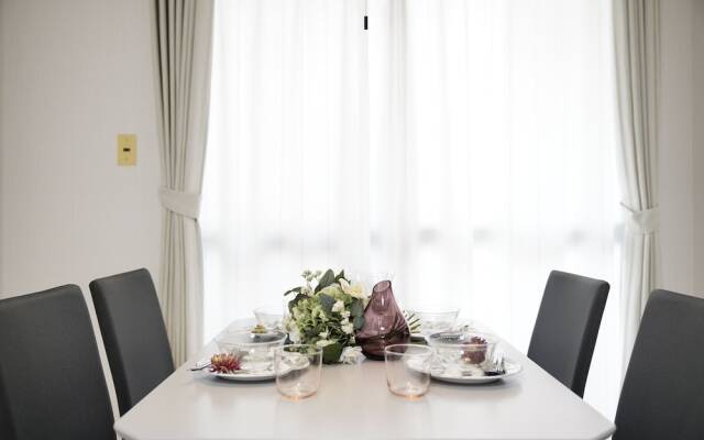 Naha Southerlies Condominium Kumoji