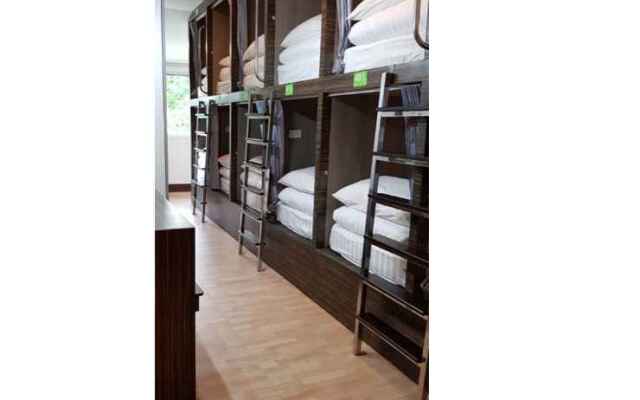 Walking Street Hostel by New Wave - Adults Only