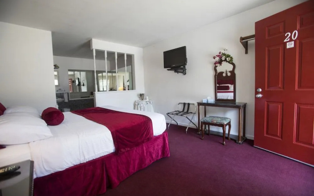 Cottonwood Inn
