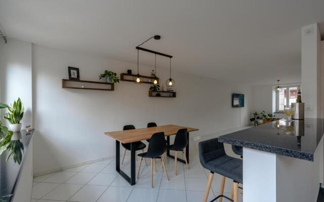 Apartment in the city center with free parking