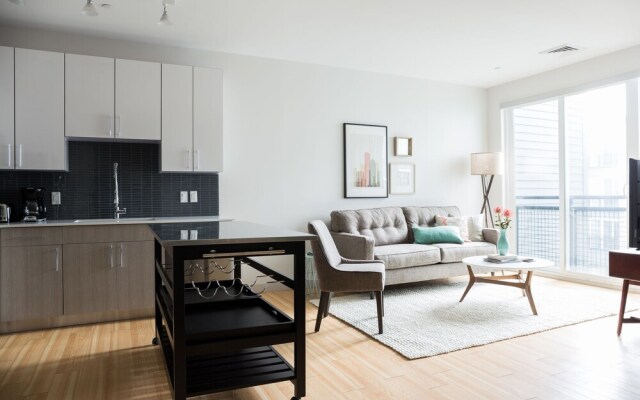 Bright Seaport Suites by Sonder