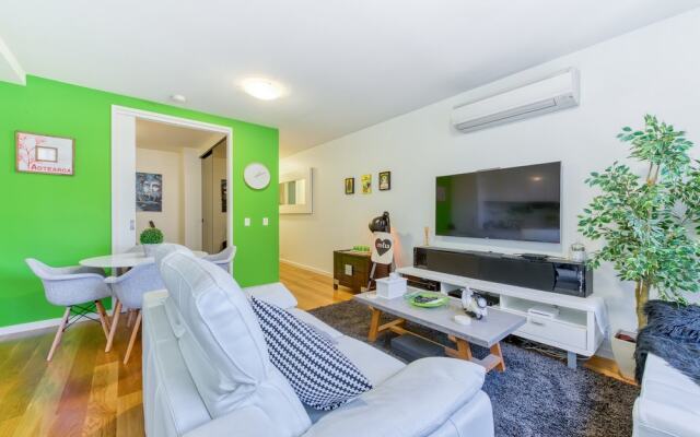 Fitzroy lifestyle 1 bed with pool, spa, sauna & gym