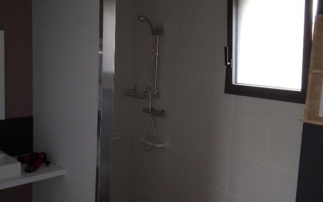 Au Refuge Des Farfas