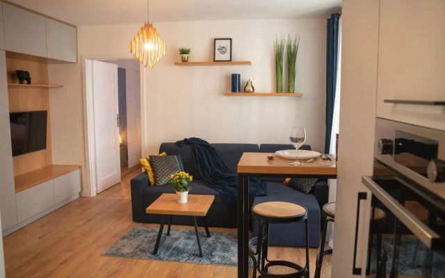 Apartament Niebieski - Okrzei (Garaż, Targi)