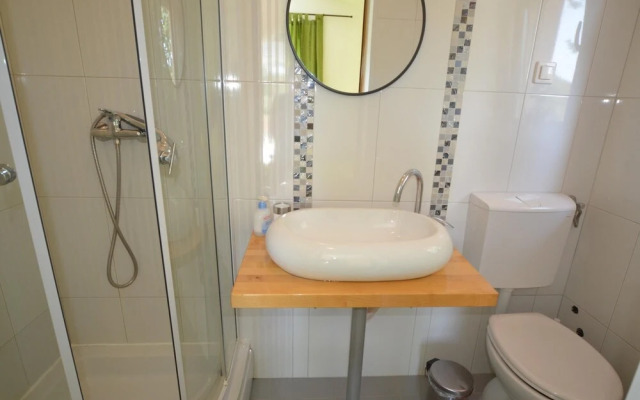 Villas in Kanfanar With 4 Bedrooms and 5 Bathrooms