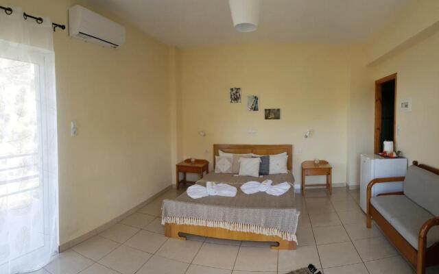 Lefteris Rooms