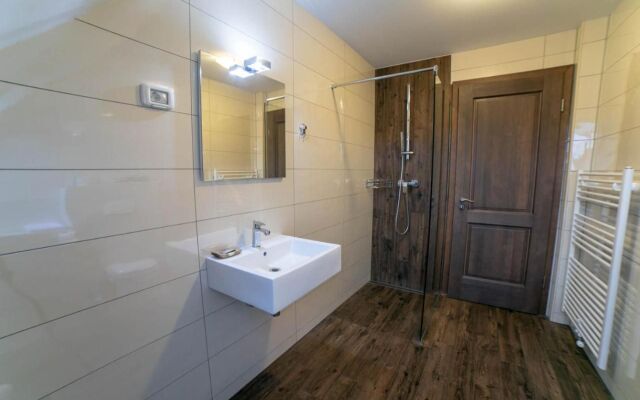 Smrekarjeva Domačija